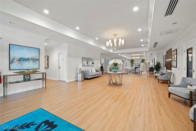 5965 Bloomfield CIR B104, Naples, FL 34112