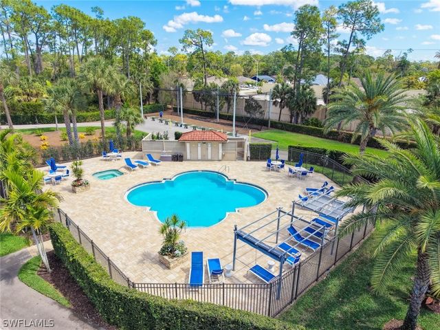 5965 Bloomfield CIR B104, Naples, FL 34112