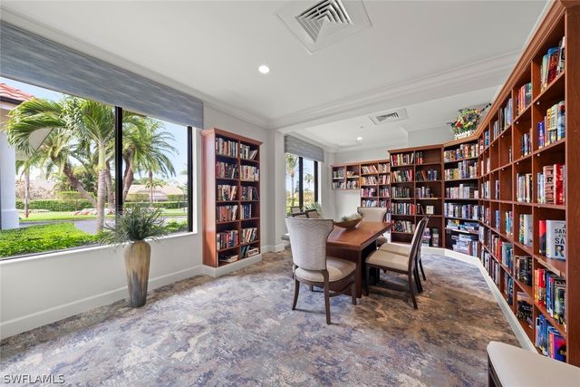 5965 Bloomfield CIR B104, Naples, FL 34112