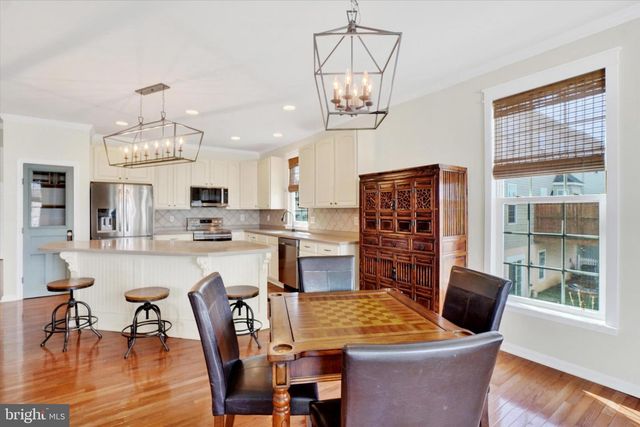 534 LAKE REDMAN CT, Seven Valleys, PA 17360