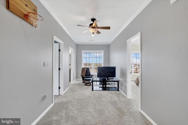 534 LAKE REDMAN CT, Seven Valleys, PA 17360