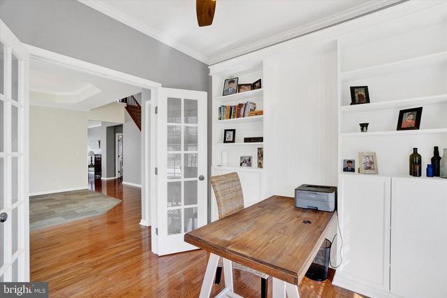 534 LAKE REDMAN CT, Seven Valleys, PA 17360