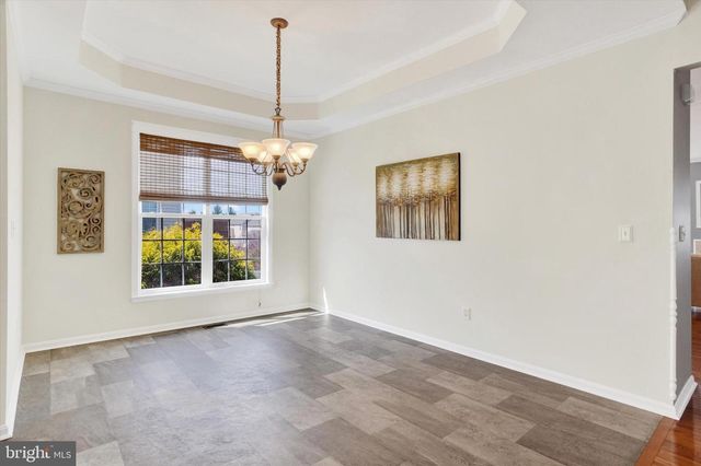 534 LAKE REDMAN CT, Seven Valleys, PA 17360