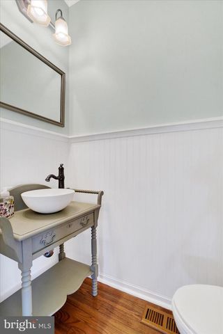 534 LAKE REDMAN CT, Seven Valleys, PA 17360