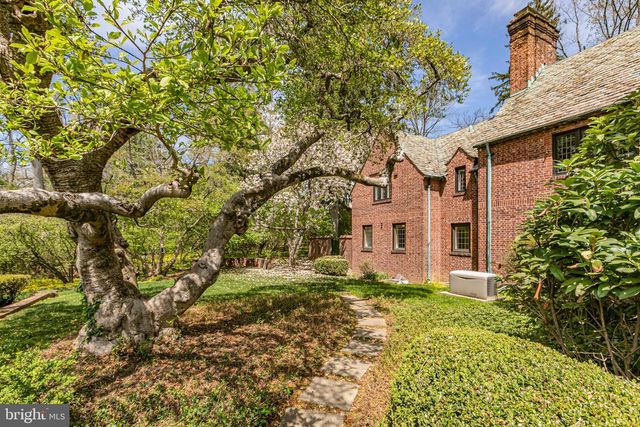 51 EDGERSTOUNE ROAD, Princeton, NJ 08540