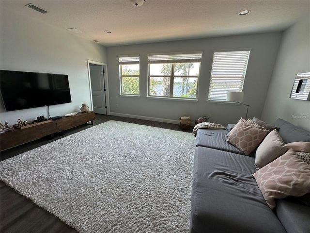 8370 LOOKOUT POINT DR., Windermere, FL 34786