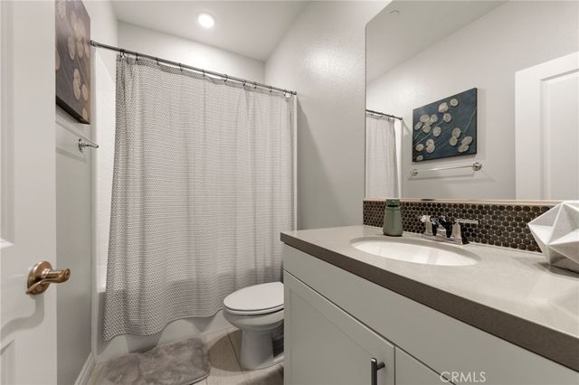 17879 S Upton, Carson, CA 90746