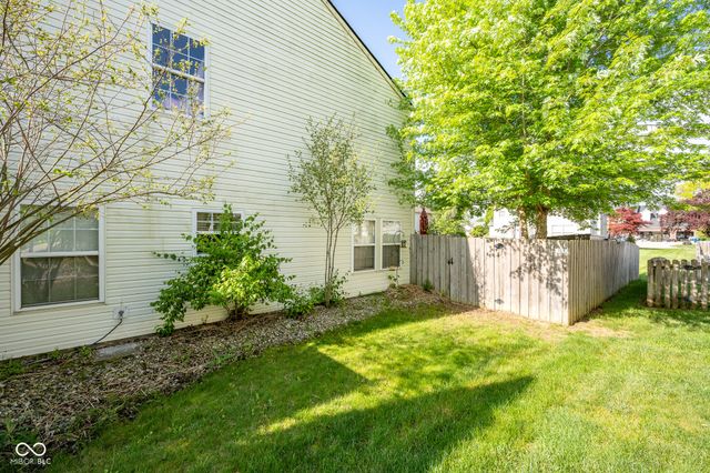 1962 Spring Beauty Court, Avon, IN 46123
