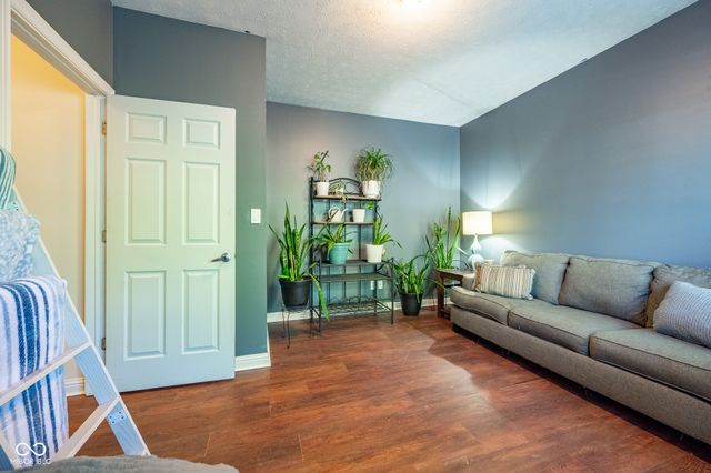 1962 Spring Beauty Court, Avon, IN 46123