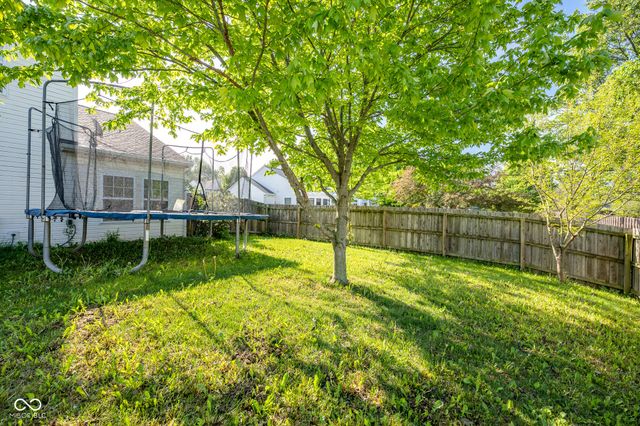 1962 Spring Beauty Court, Avon, IN 46123