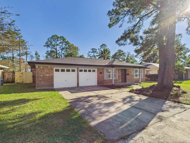 6285 Daisy, Beaumont, TX 77706