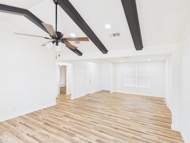 6285 Daisy, Beaumont, TX 77706