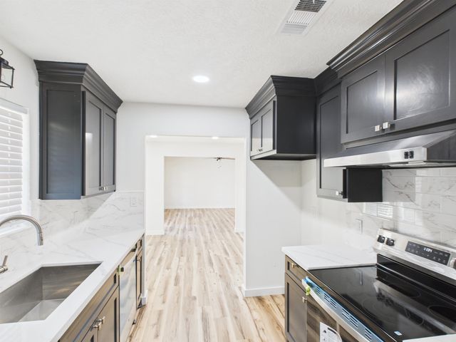 6285 Daisy, Beaumont, TX 77706