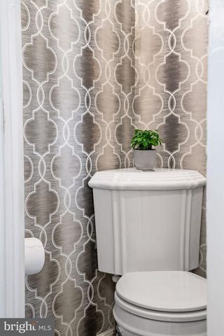 109 S MONTGOMERY ST, Trenton, NJ 08611