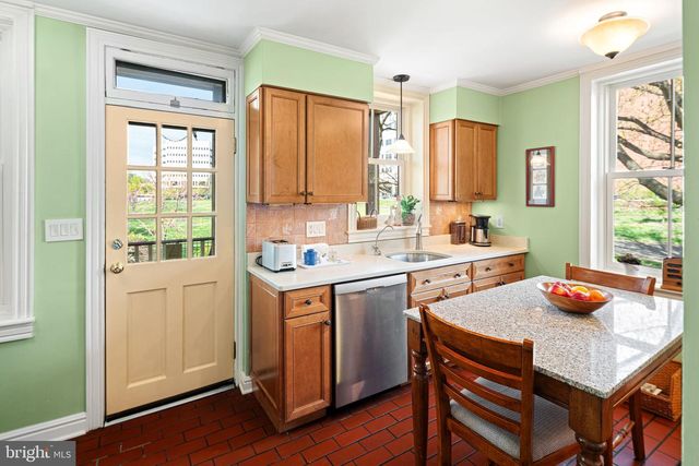 109 S MONTGOMERY ST, Trenton, NJ 08611