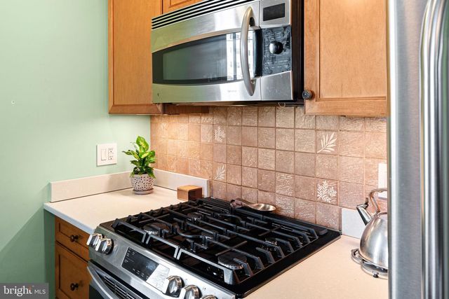 109 S MONTGOMERY ST, Trenton, NJ 08611