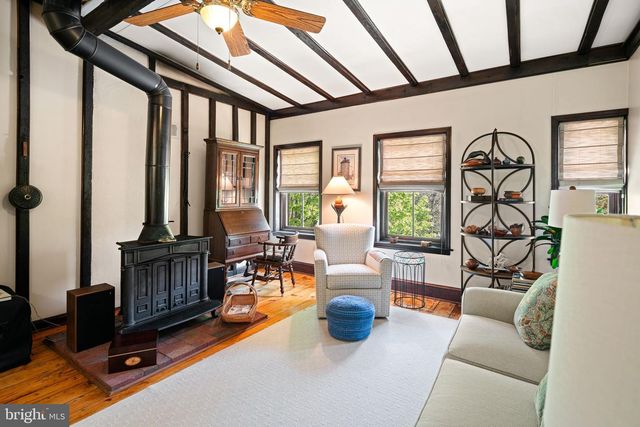 109 S MONTGOMERY ST, Trenton, NJ 08611