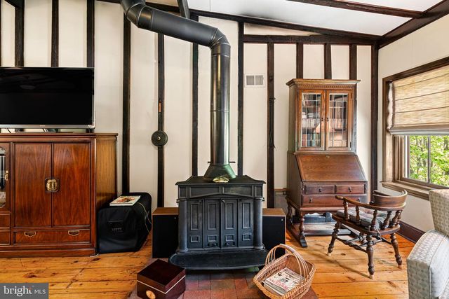 109 S MONTGOMERY ST, Trenton, NJ 08611