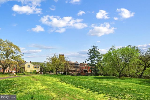 109 S MONTGOMERY ST, Trenton, NJ 08611