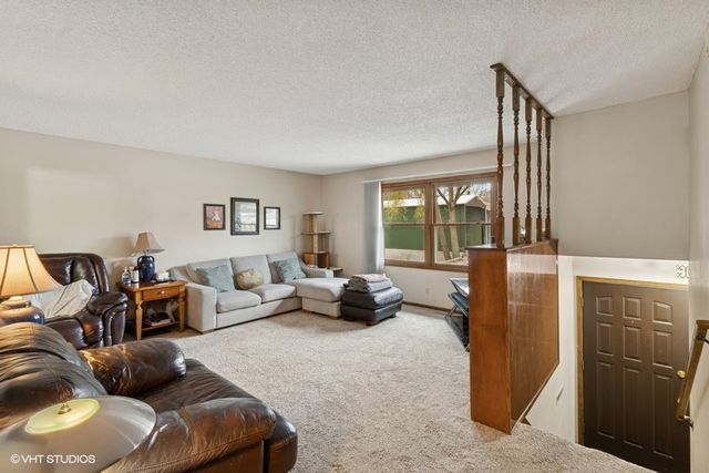 980 NE 54th Avenue, Des Moines, IA 50313