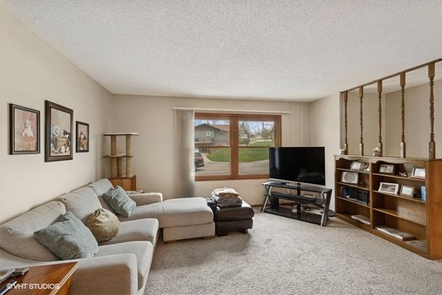 980 NE 54th Avenue, Des Moines, IA 50313