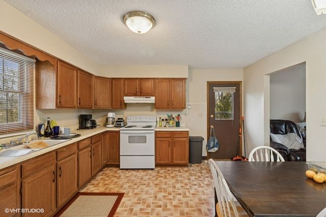 980 NE 54th Avenue, Des Moines, IA 50313