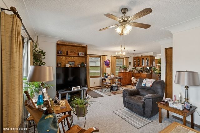 980 NE 54th Avenue, Des Moines, IA 50313