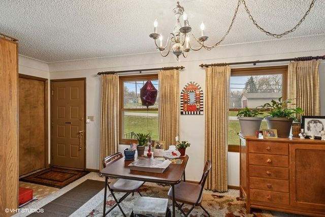 980 NE 54th Avenue, Des Moines, IA 50313