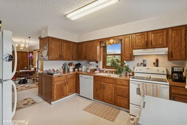 980 NE 54th Avenue, Des Moines, IA 50313
