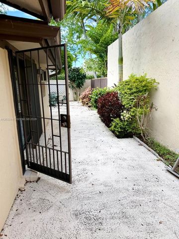 9119 SW 129th Lane 0, Miami, FL 33176
