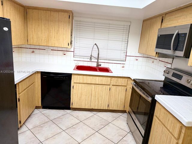 9119 SW 129th Lane 0, Miami, FL 33176