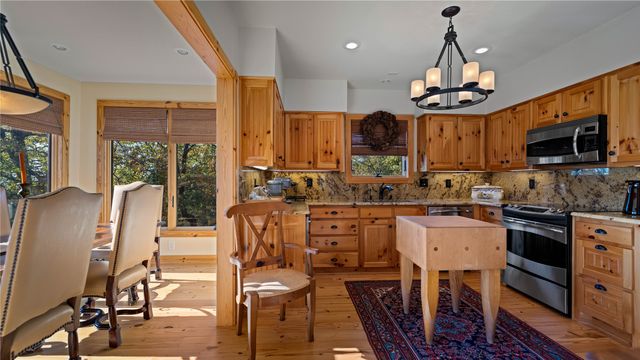 1210 County Road 232, Collinsville, TX 76233