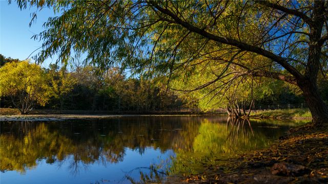 1210 County Road 232, Collinsville, TX 76233