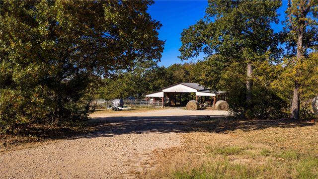 1210 County Road 232, Collinsville, TX 76233