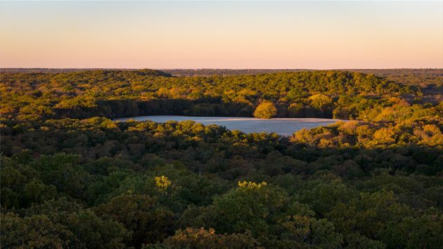 1210 County Road 232, Collinsville, TX 76233