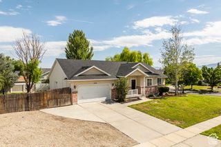 5094 W PEBBLEROCK CIR, West Jordan, UT 84081