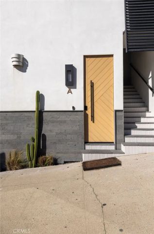 2200 The Strand A, Manhattan Beach, CA 90266