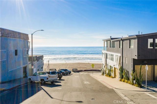 2200 The Strand A, Manhattan Beach, CA 90266