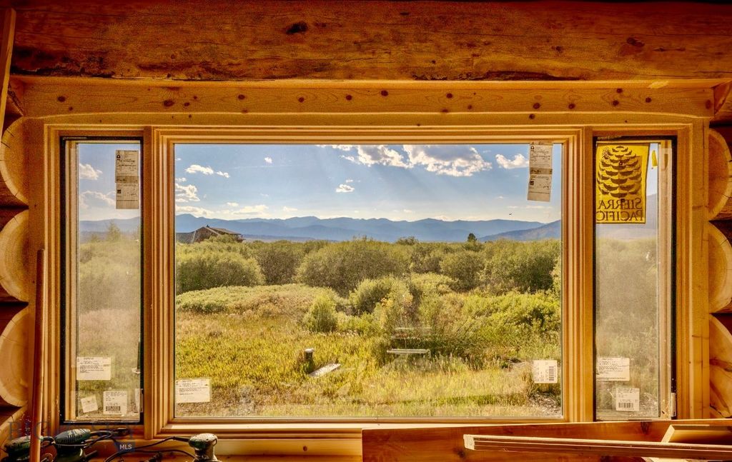 521 Heron Drive, West Yellowstone, MT 59758 photo 2