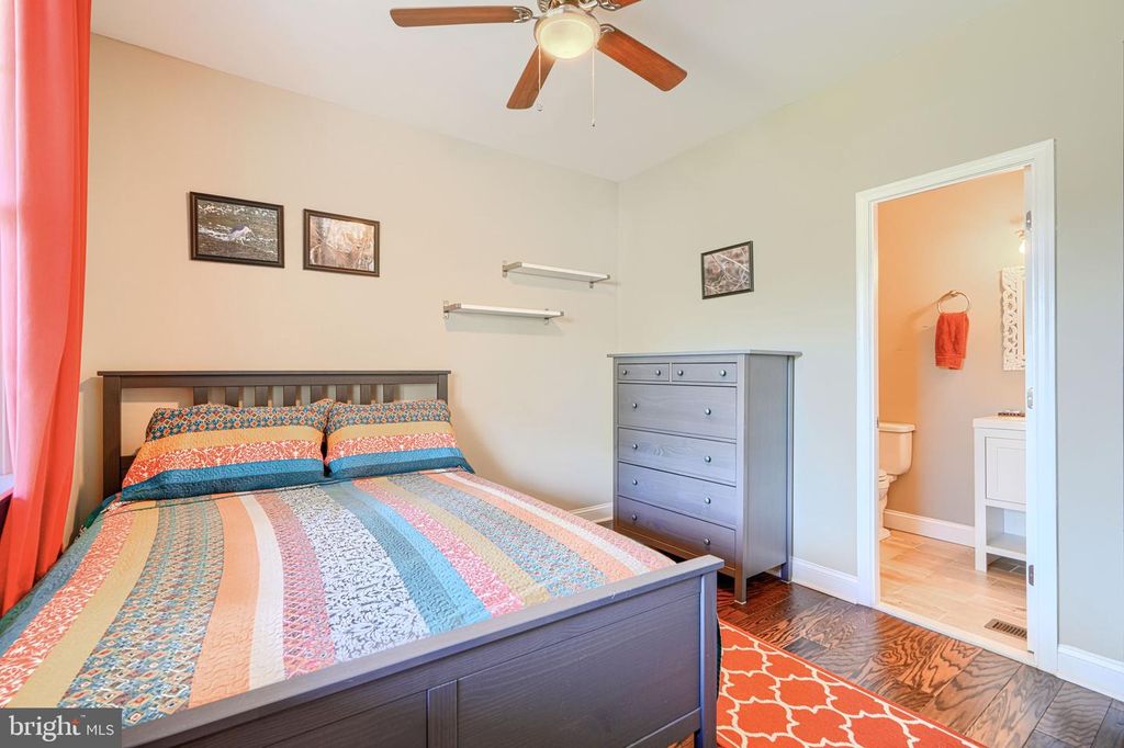 Image 16 of property listing at 3105 JUNEAU PL, Baltimore, MD 21214