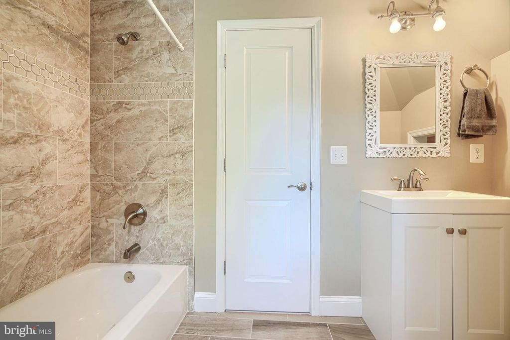 Image 27 of property listing at 3105 JUNEAU PL, Baltimore, MD 21214