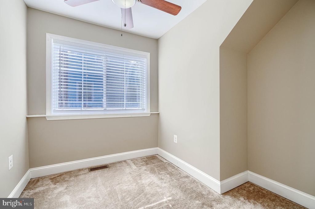 Image 29 of property listing at 3105 JUNEAU PL, Baltimore, MD 21214