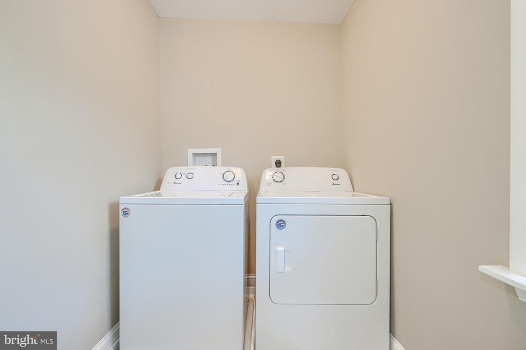 Image 32 of property listing at 3105 JUNEAU PL, Baltimore, MD 21214