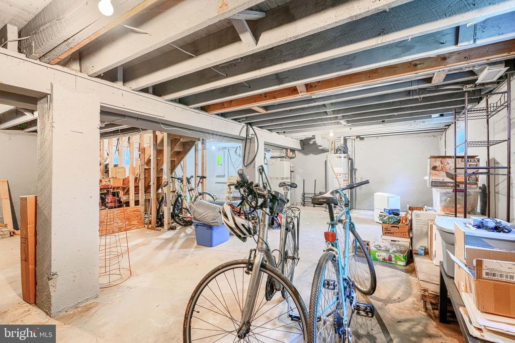 Image 33 of property listing at 3105 JUNEAU PL, Baltimore, MD 21214