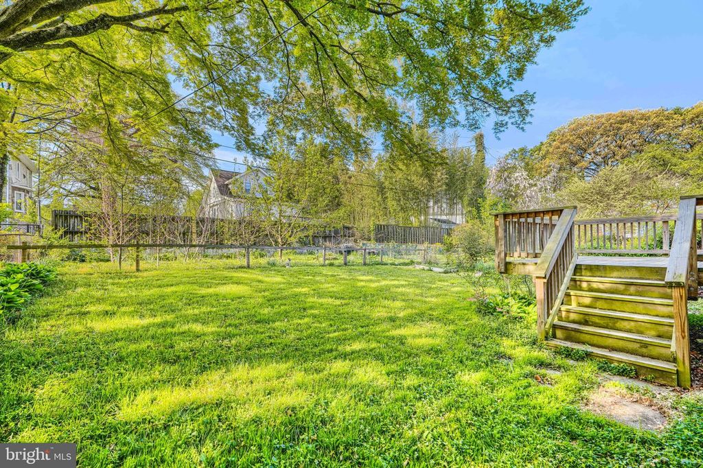 Image 37 of property listing at 3105 JUNEAU PL, Baltimore, MD 21214