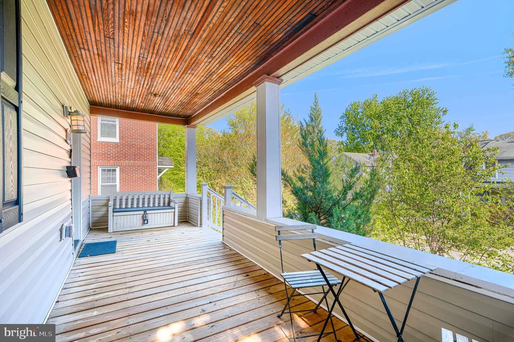 Image 4 of property listing at 3105 JUNEAU PL, Baltimore, MD 21214