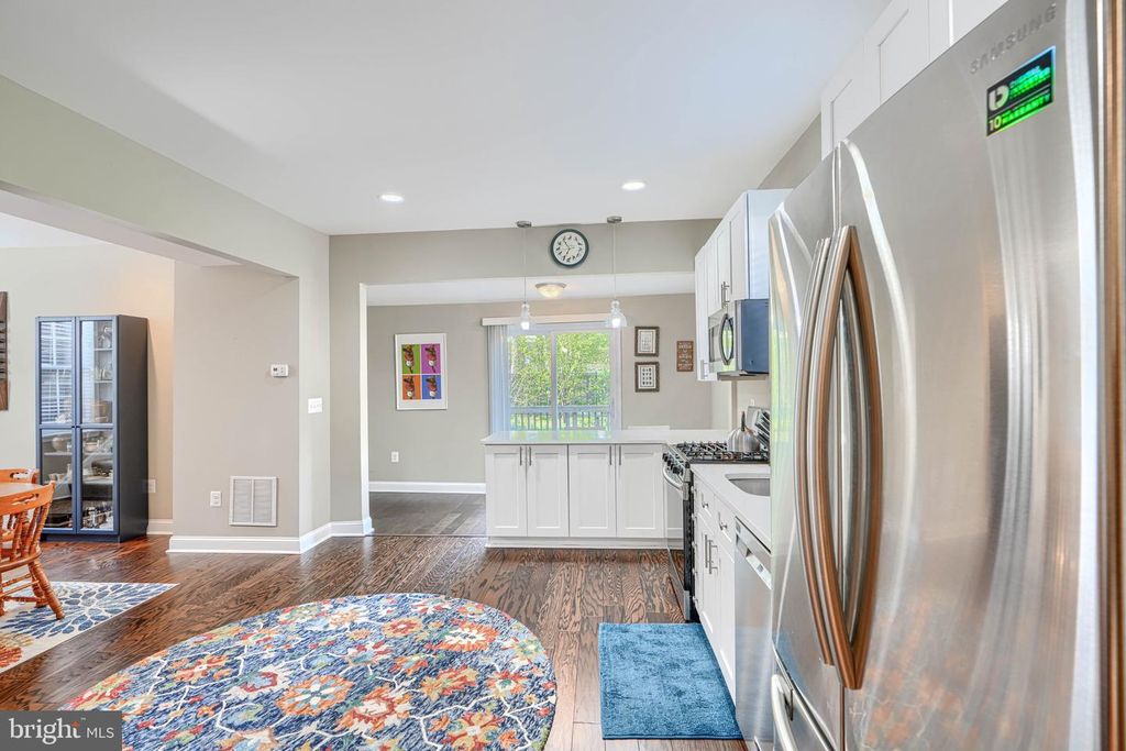 Image 9 of property listing at 3105 JUNEAU PL, Baltimore, MD 21214