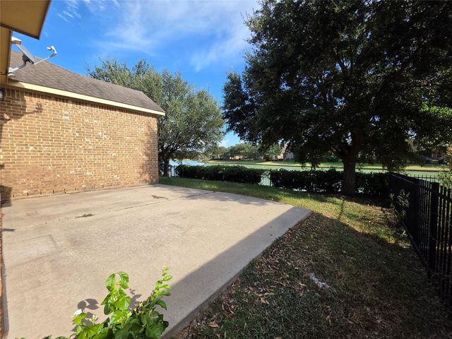 26243 Crystal Cove Lane, Richmond, TX 77406