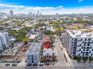 676 SW 1st Street, Miami, FL 33130