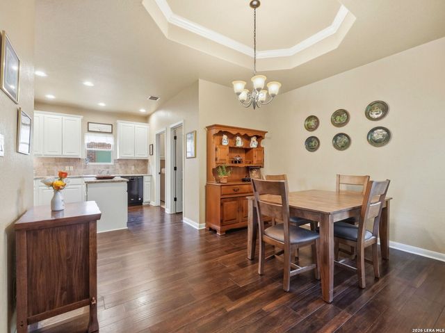225 Greenway Dr, Seguin, TX 78155